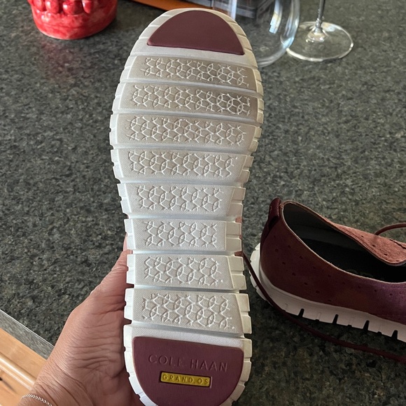 Cole Haan women's shoes - Picture 3 of 3
